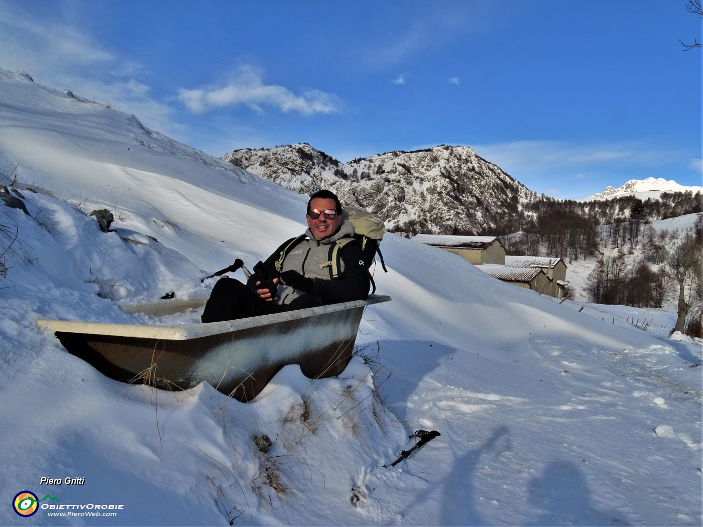 31 Bagno di neve in vasca .JPG